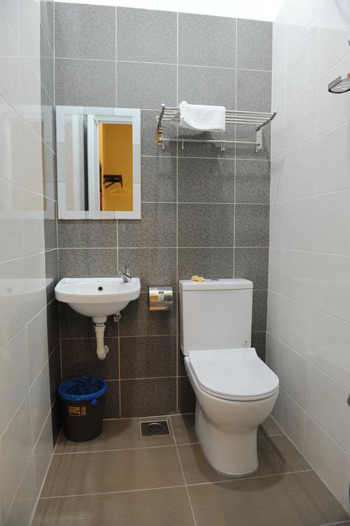 Raintown Inn Тайпинг Экстерьер фото
